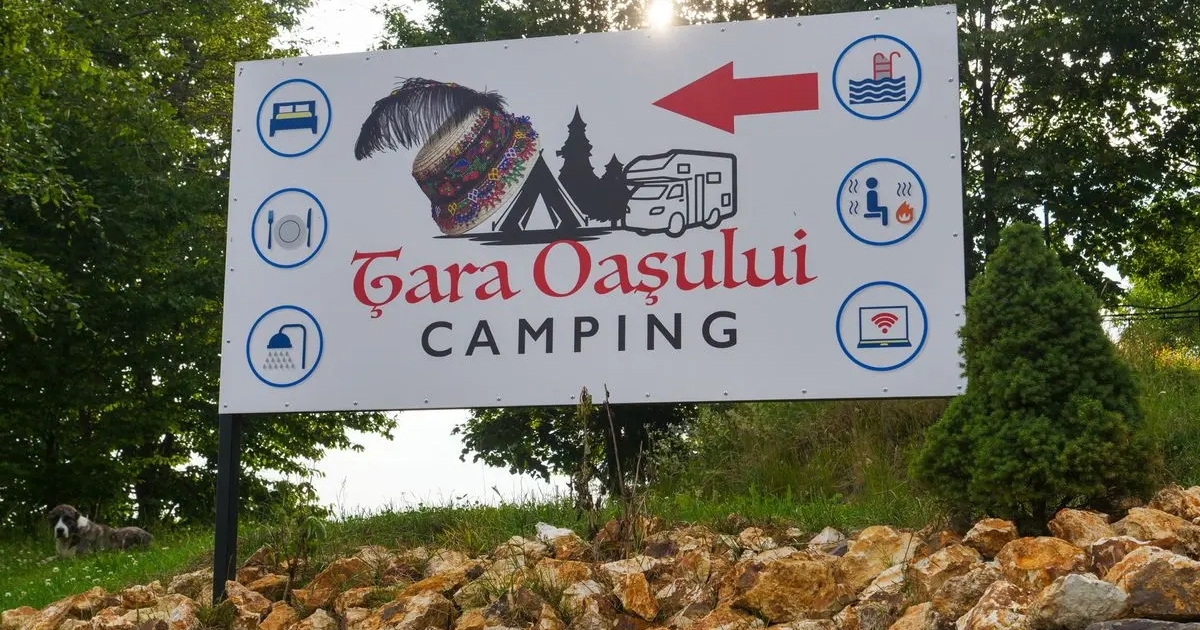 panou semnalizator Camping Tara Oasului